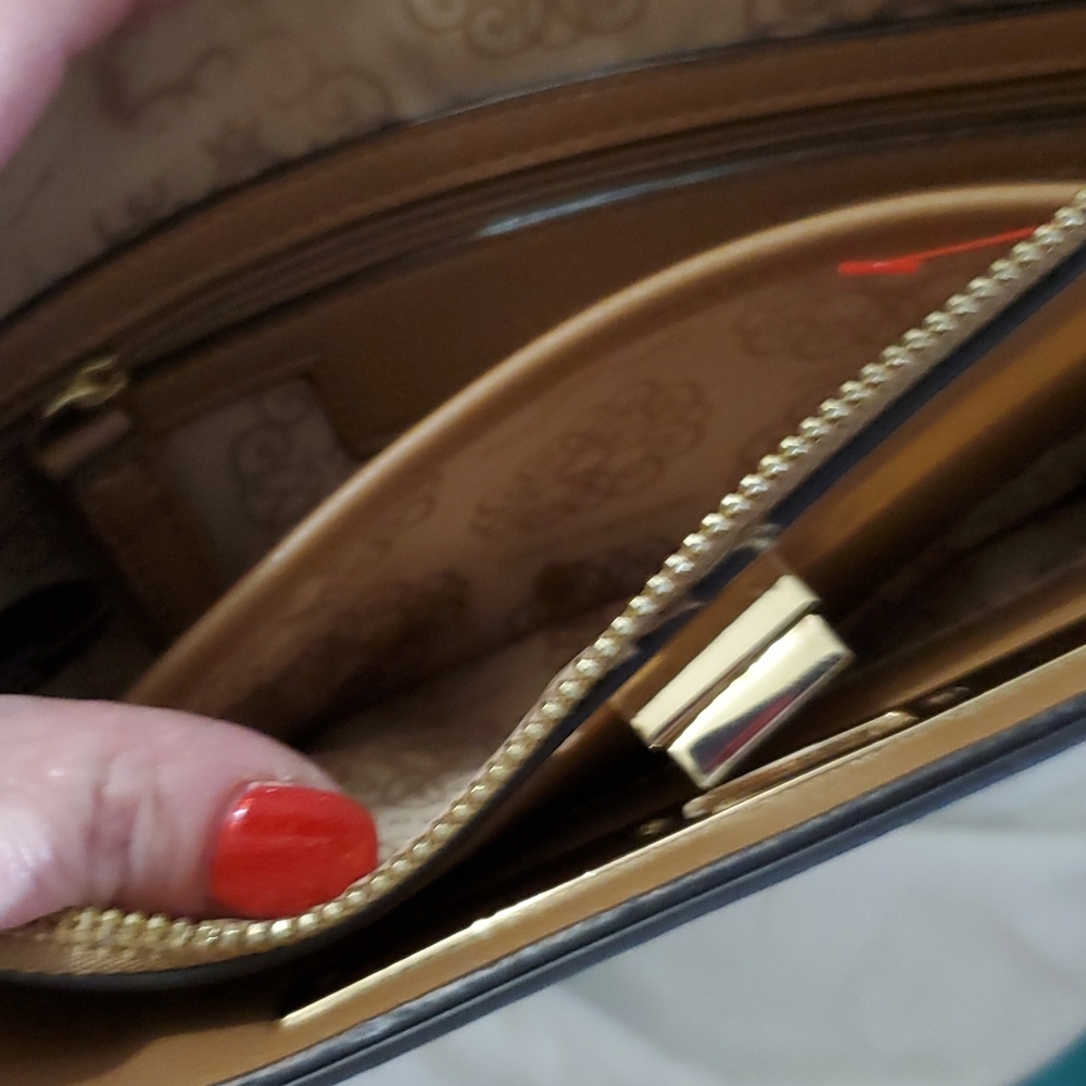 Purse - Picture 4 of 5